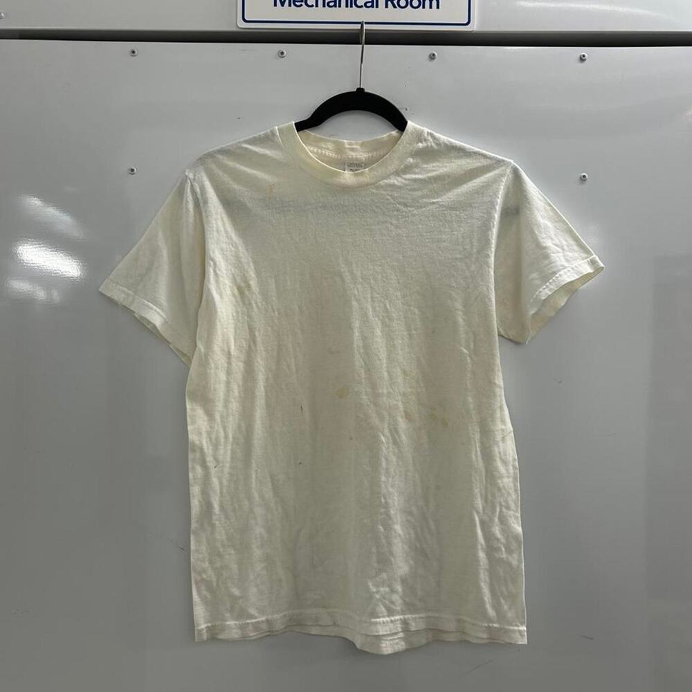 VTG Dirty White Fruit of the Loom cotton t-shirt